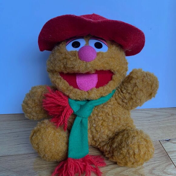 Vintage Fozzie Bear Plush – Holiday Outfit – 1980s Style - Picture 1 of 5